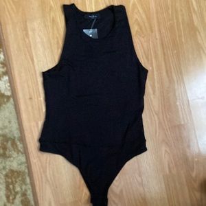 NWT 21 SAINTS Black Sleeveless Bodysuit. Size S